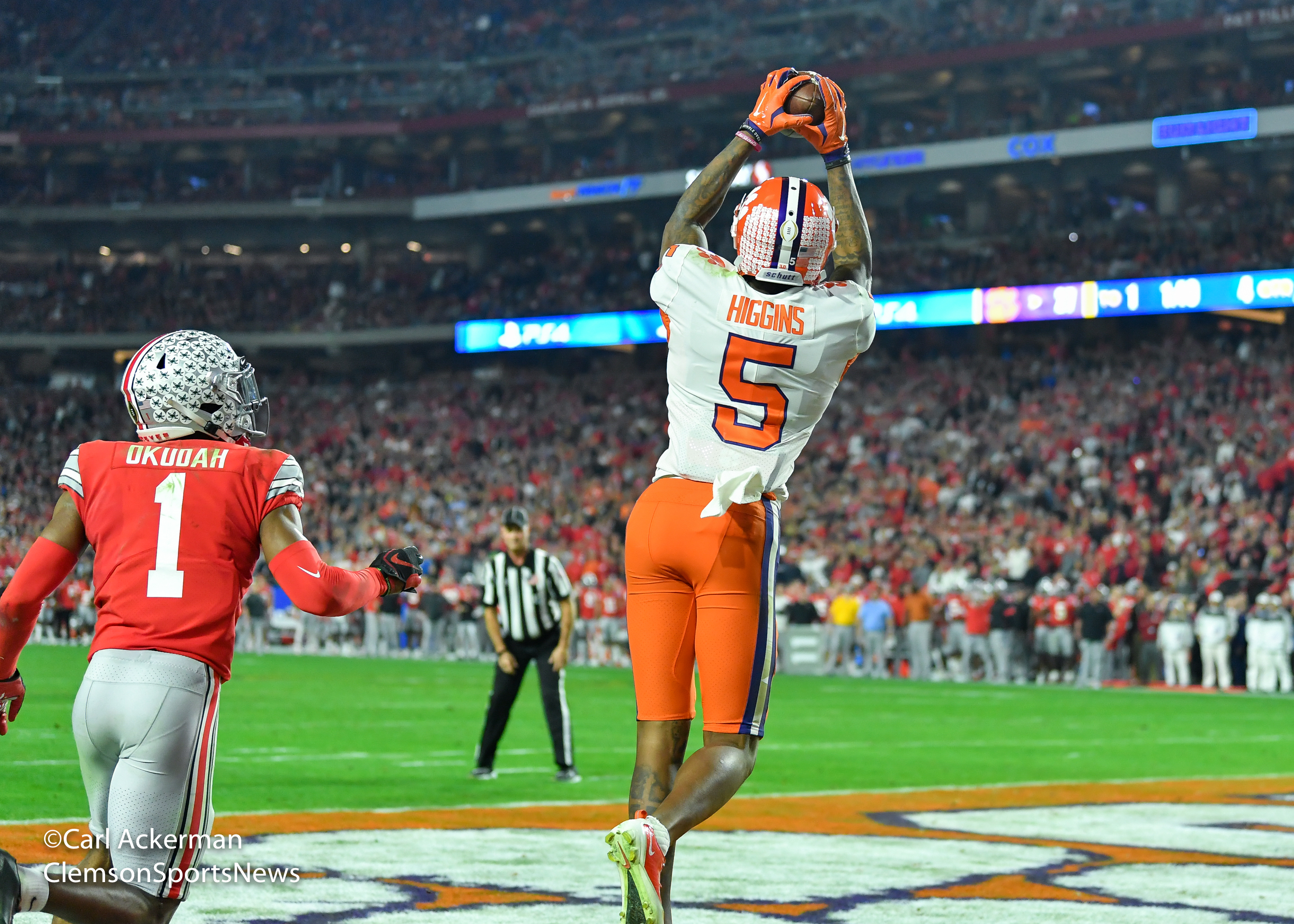 Tee Higgins switches back to his former Clemson jersey number