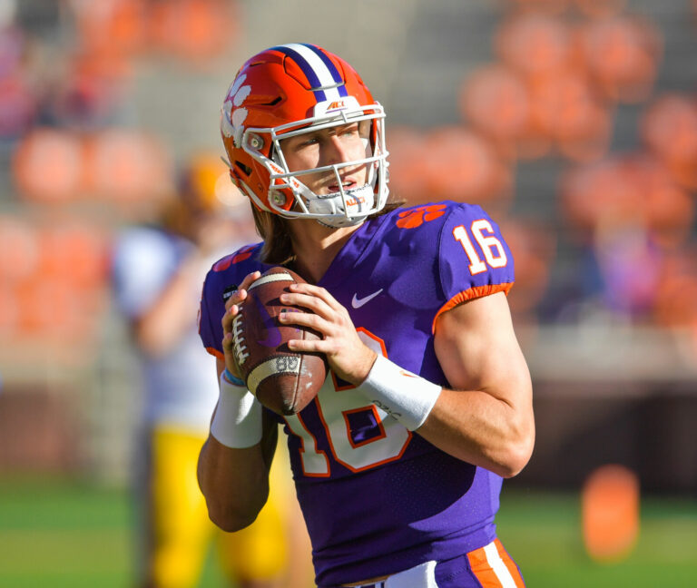 Trevor Lawrence Wins Bobby Bowden Trophy – Clemson Sports News